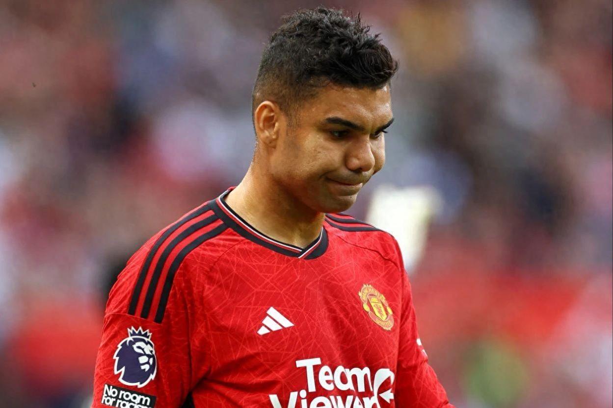 荷甲倒计时;曼联关键时刻队长鼓劲;细节引发关注;质疑声仍在;心理建设被强调的简单介绍 荷甲倒计时;曼联关键时刻队长鼓劲;细节引发关注;质疑声仍在;心理建设被强调的简单介绍