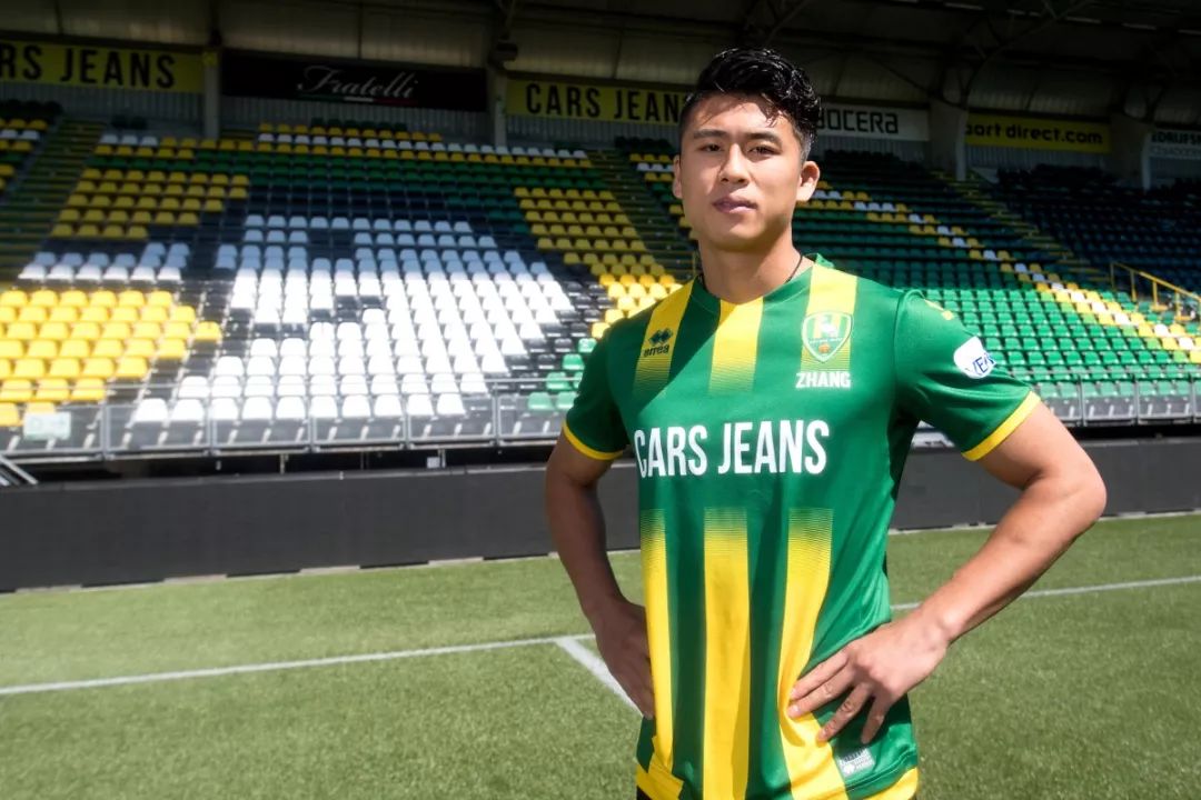 克里夫兰骑士训练开放日，今晚扳平良机引欢呼，荷甲在即，控场能力受关注的简单介绍